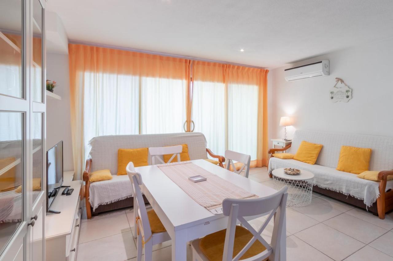 Altea Villa Buraux , Apartamento Con Vistas Al Mar & Parking En El Corazon Del Casco Viejo De Altea Luaran gambar