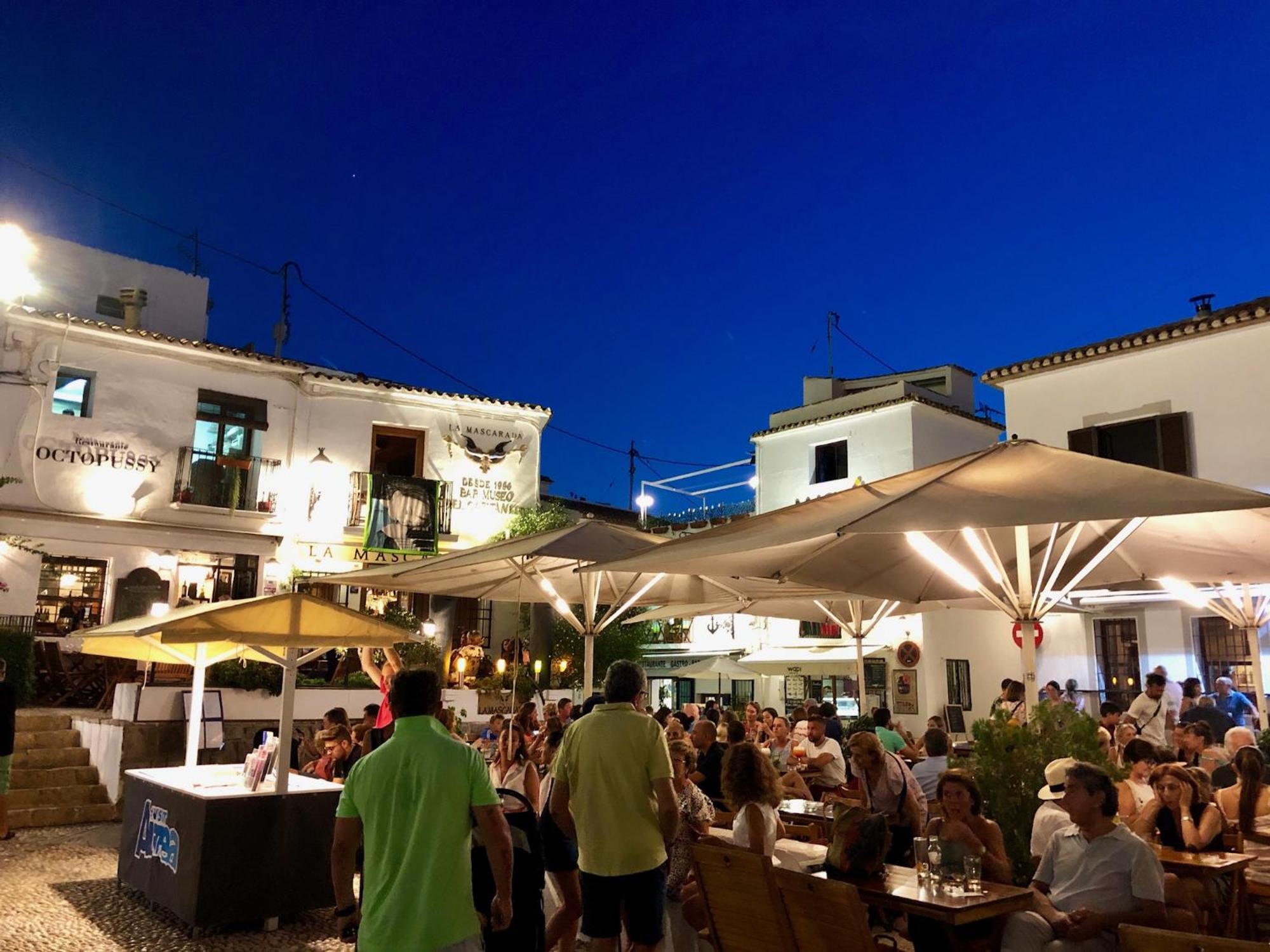 Altea Villa Buraux , Apartamento Con Vistas Al Mar & Parking En El Corazon Del Casco Viejo De Altea Luaran gambar